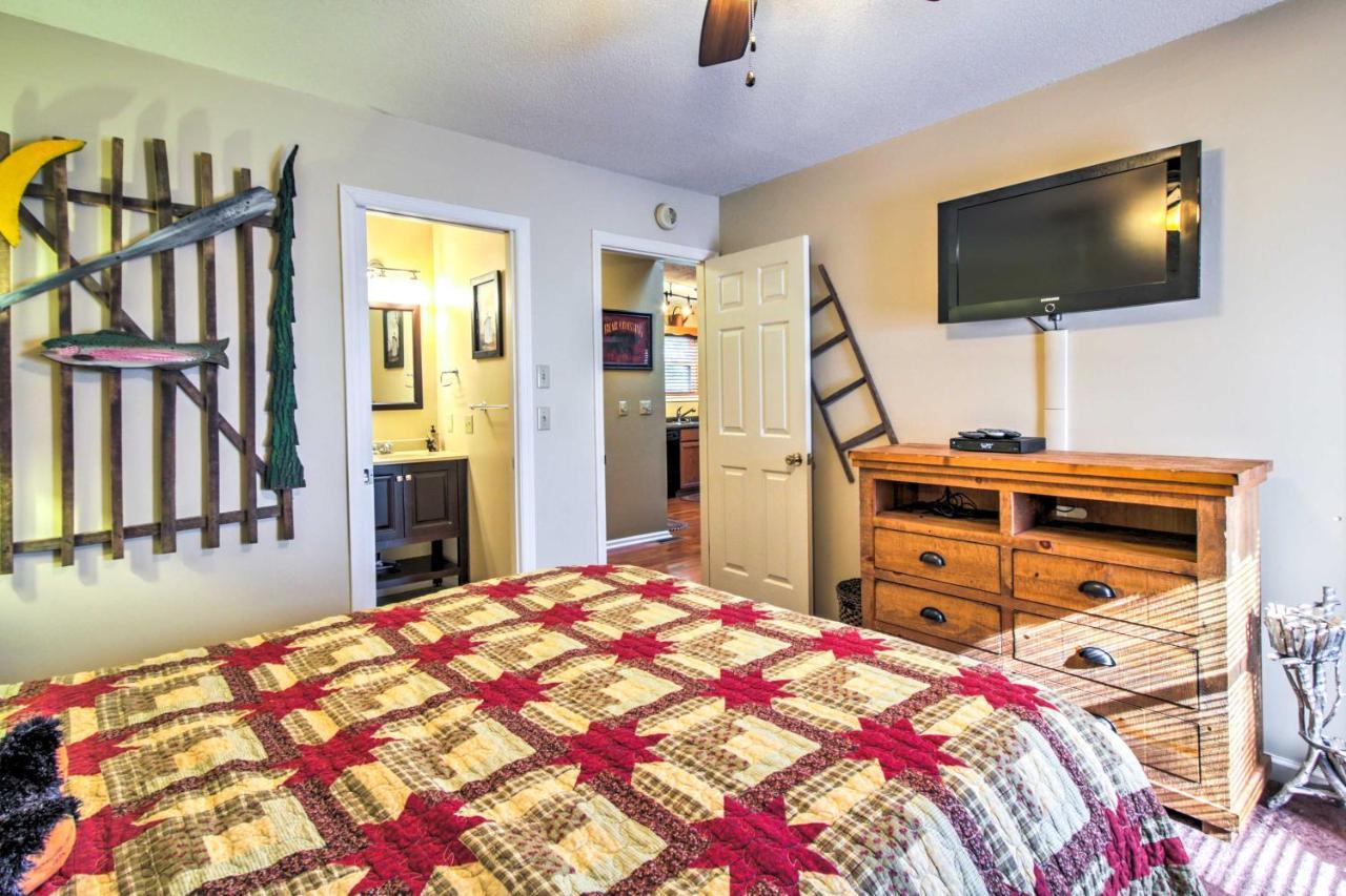 Villa Tree Top Dream Cabin With Hot Tub In Gatlinburg! Exterior foto